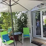Villa Tania